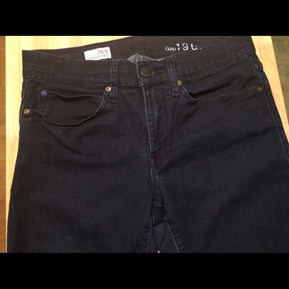 Gap 1969 high waist jeans - Size 28